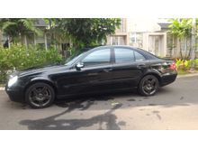 2005 Mercedes-Benz E200 2.0 Sedan Super Keren