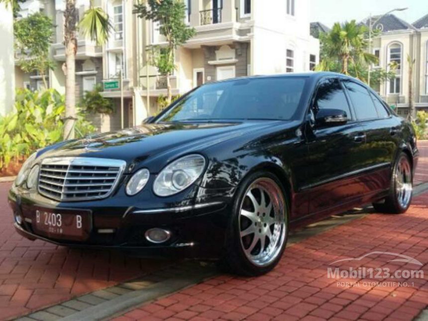 Mercedes-Benz E280 2008 3.0 di Banten Automatic Sedan Mercedes-Benz E280 2008 3.0 di Banten Automatic Sedan
