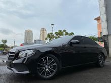 TDP375JT Mercedes Benz E300 Avantgarde 2017 Black On Black Harga Nego Banyak