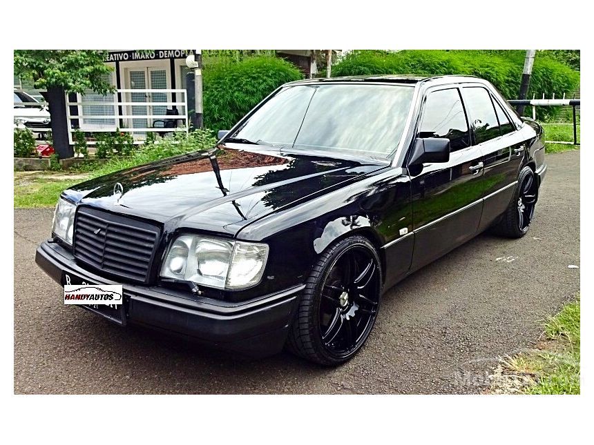 Mercedes-Benz E320 1996 W124 3.2 L6 Manual 3.2 di DKI 