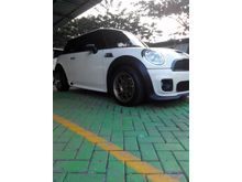 2010 MINI MINI Cooper S 1.6 Compact Car City Car