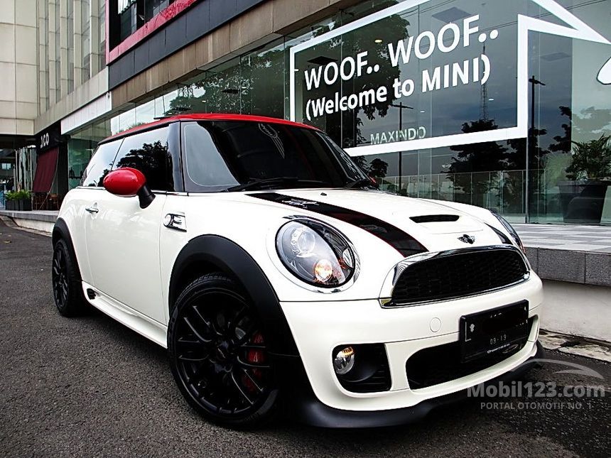 Jual Mobil  MINI  MINI  Cooper S  2014 1 6 di Jawa Timur 