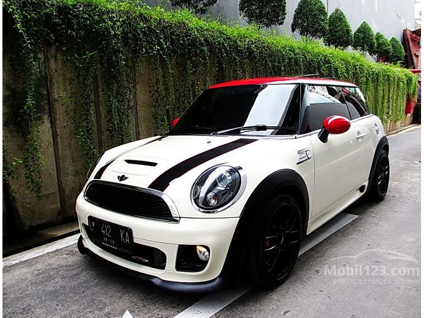 Jual Mobil  MINI MINI Cooper S 2014 1 6 di Jawa Timur 