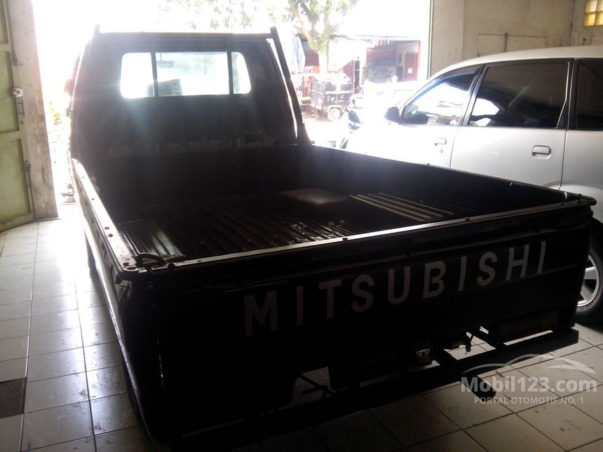 Mitsubishi Colt L300 2007 2.5 di Jawa Barat Manual Pick-up Mitsubishi Colt L300 2007 2.5 di Jawa Barat Manual Pick-up