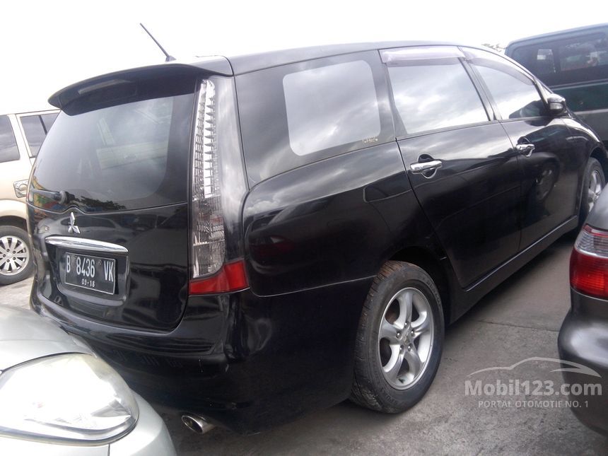 Mitsubishi Grandis 2005 2.4 di Banten Automatic MPV Hitam Mitsubishi Grandis 2005 2.4 di Banten Automatic MPV Hitam