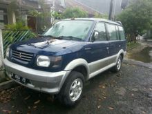 2000 Mitsubishi Kuda 2.5 Super Exceed MPV