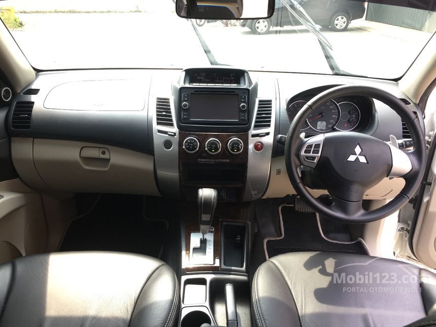 Spesifikasi Lamborghini Suv  2017 / 2018 Cars Reviews