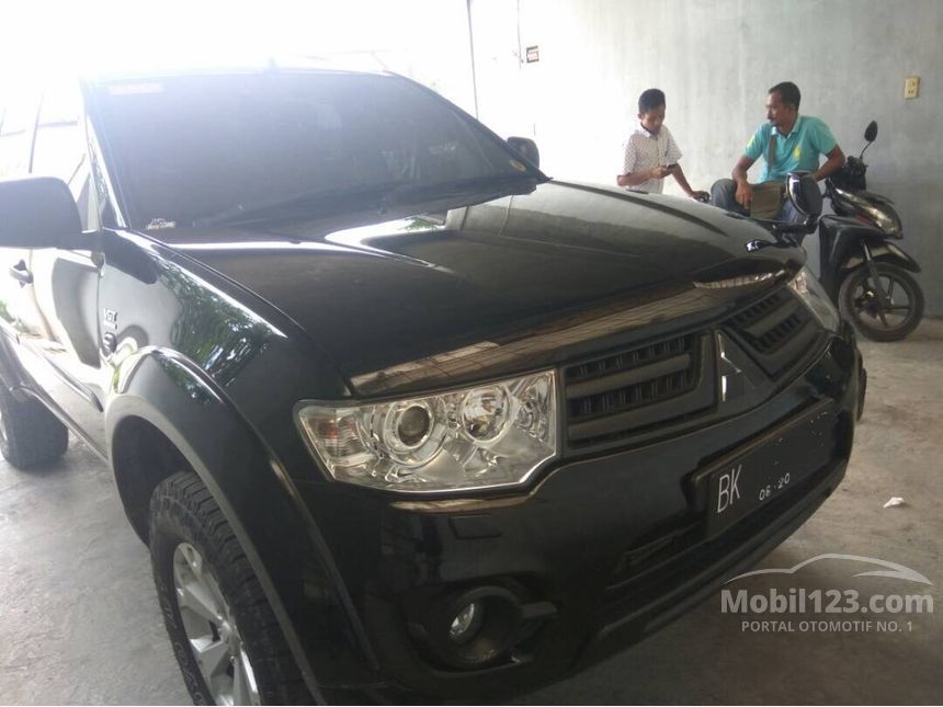 Jual Mobil Mitsubishi Pajero Sport 2015 Dakar 2.5 di 