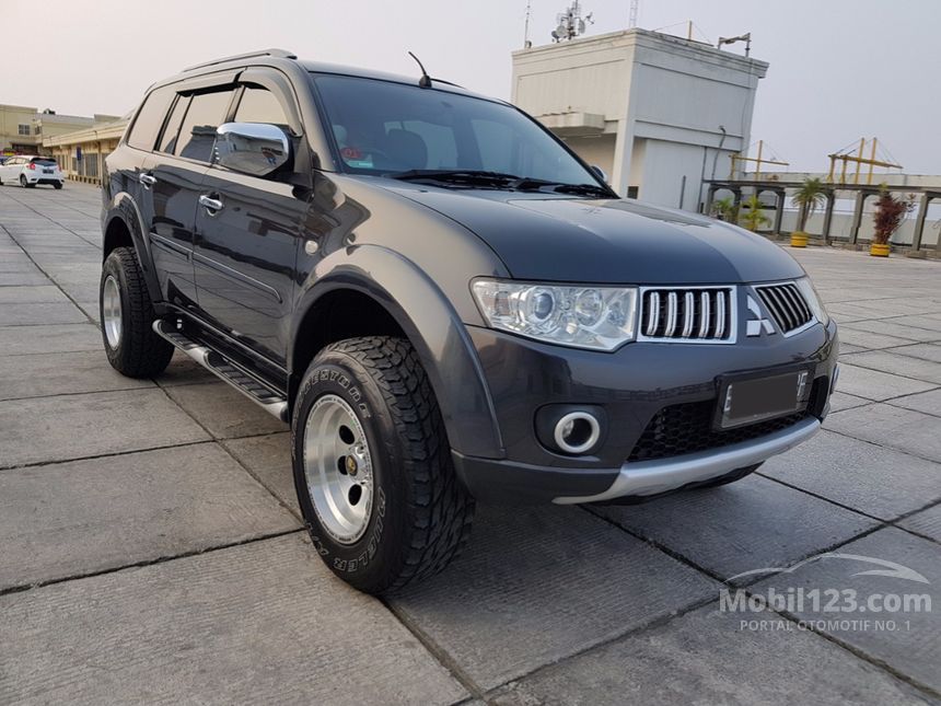 Mitsubishi pajero sport 2011