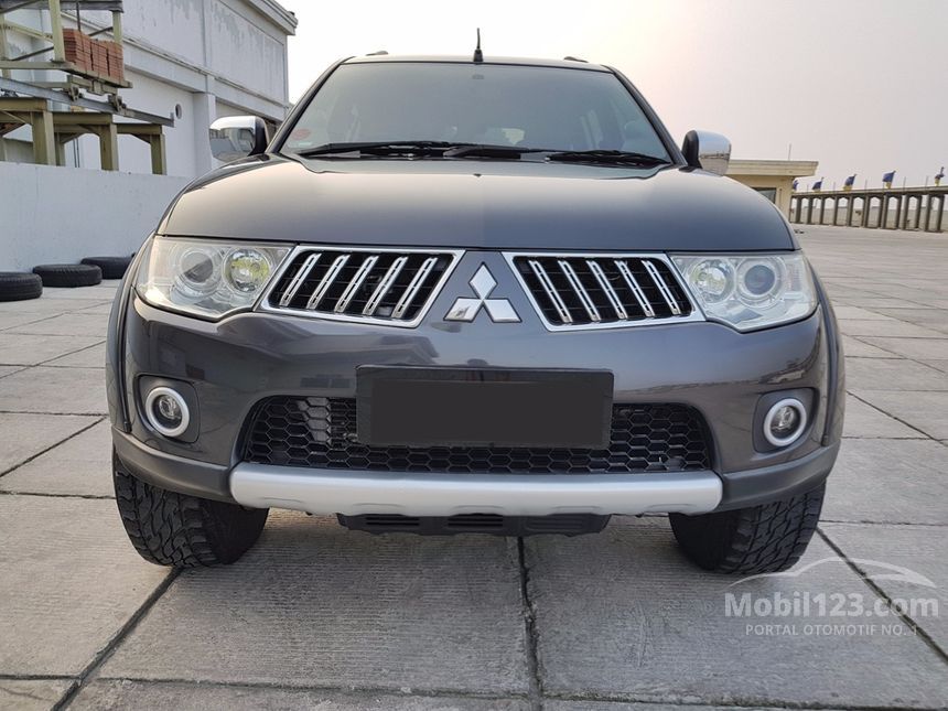 Mitsubishi pajero sport 2011