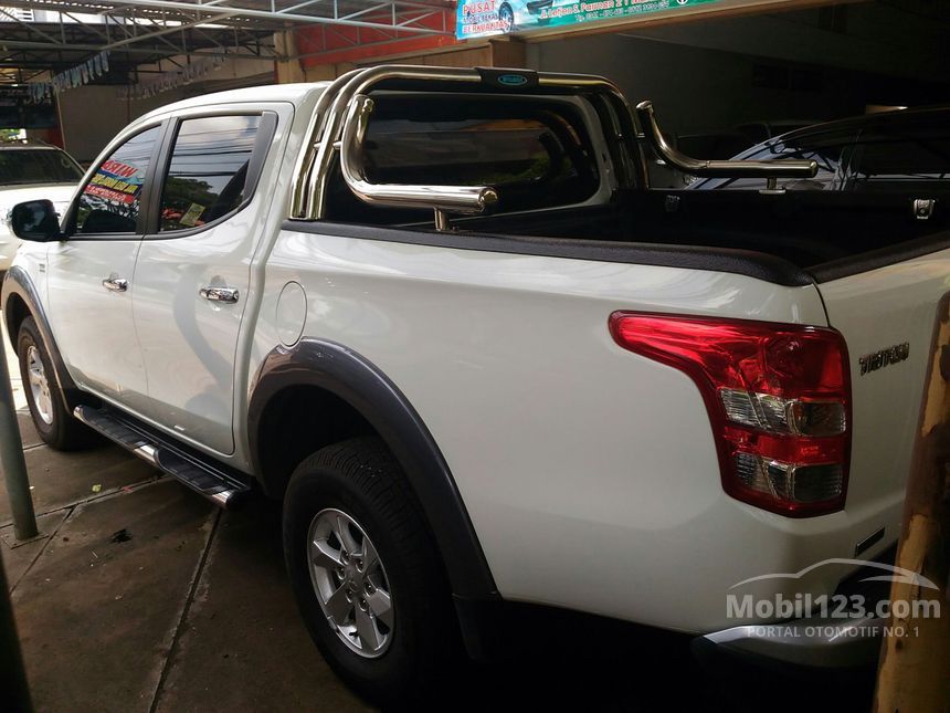 Jual Mobil Mitsubishi Strada Triton 2016 2.5 Manual 2.5 di Jual Mobil Mitsubishi Strada Triton 2016 2.5 Manual 2.5 di