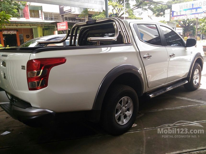 Jual Mobil Mitsubishi Strada Triton 2016 2.5 Manual 2.5 di 