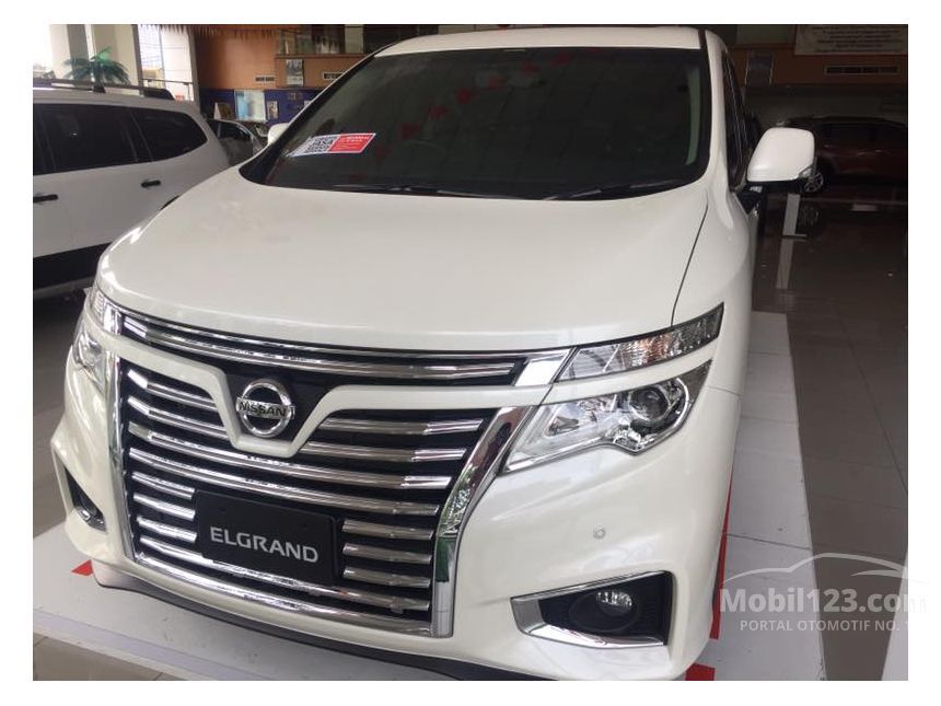 Nissan elgrand 2016