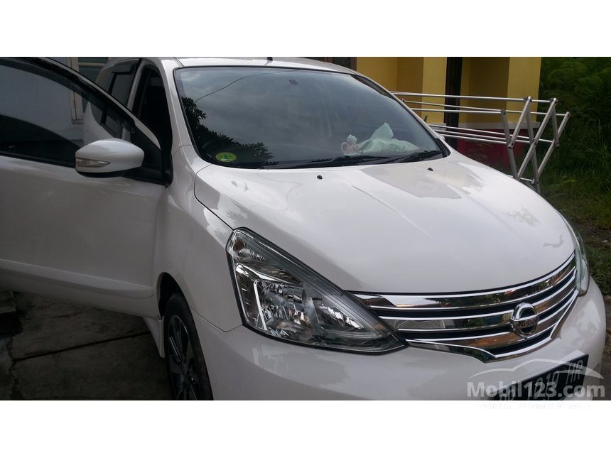 Jual Mobil Nissan Grand Livina 2016 Highway Star Autech 1 