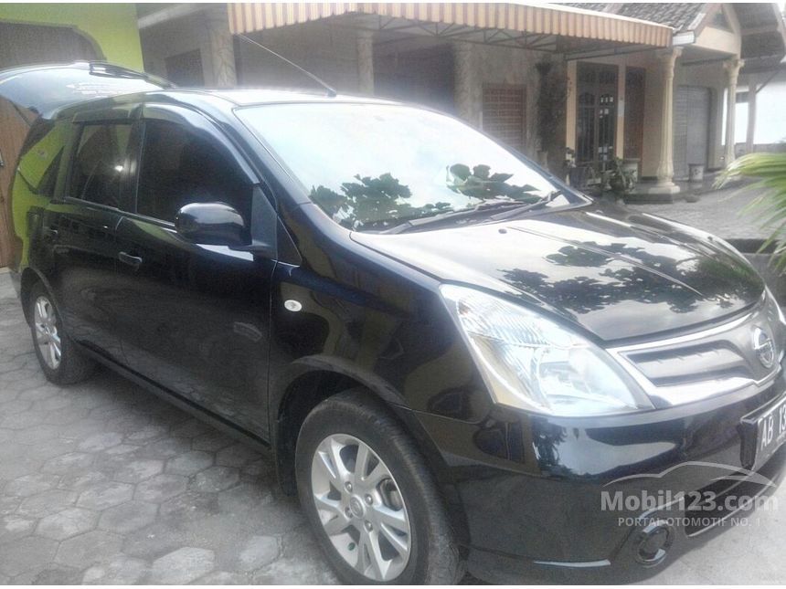 Nissan Grand Livina 2012 SV 1.5 di Yogyakarta Manual MPV 