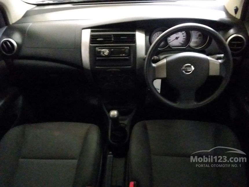 Nissan Grand Livina 2013 SV 1.5 di Jawa Timur Manual MPV ... Nissan Grand Livina 2013 SV 1.5 di Jawa Timur Manual MPV ...