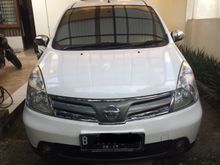 Nissan Grand Livina 1.5 SV MT 2012 PUTIH