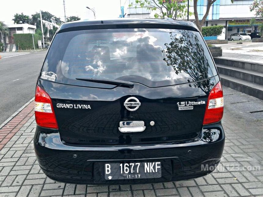 Jual Mobil Nissan Grand Livina 2011 Ultimate 1.5 di Jawa 