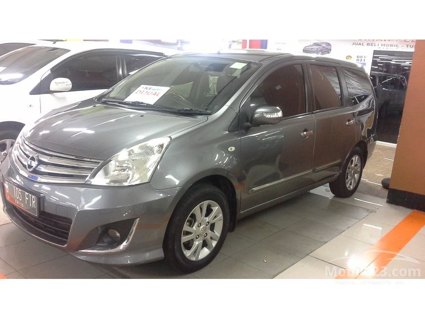 Jual Mobil Nissan Grand Livina 2013 Ultimate 1.5 di DKI 