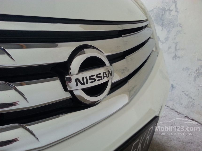 Jual Mobil Nissan Grand Livina 2013 Ultimate 1.5 di DKI 