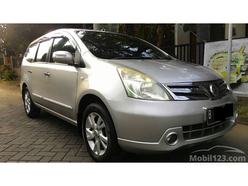 Nissan Grand Livina 2012 Ultimate 1.5 di DKI Jakarta 