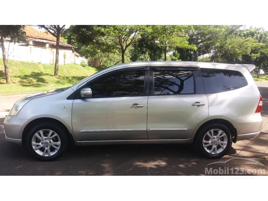 Jual Mobil Nissan Grand Livina 2011 XV 1.5 di DKI Jakarta 
