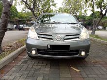 Jual Nissan Grand Livina XV 1.5 AT 2012 Abu abu metalik ,Kondisi sangat mulus