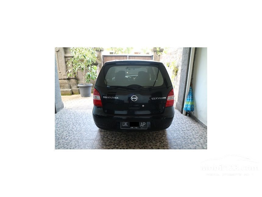 Nissan Grand Livina 2009 XV 1.5 di Bali Automatic MPV 