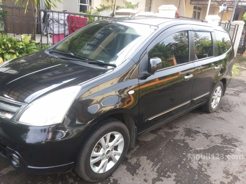 Nissan Grand Livina 2012 XV 1.5 di Jawa Barat Automatic 