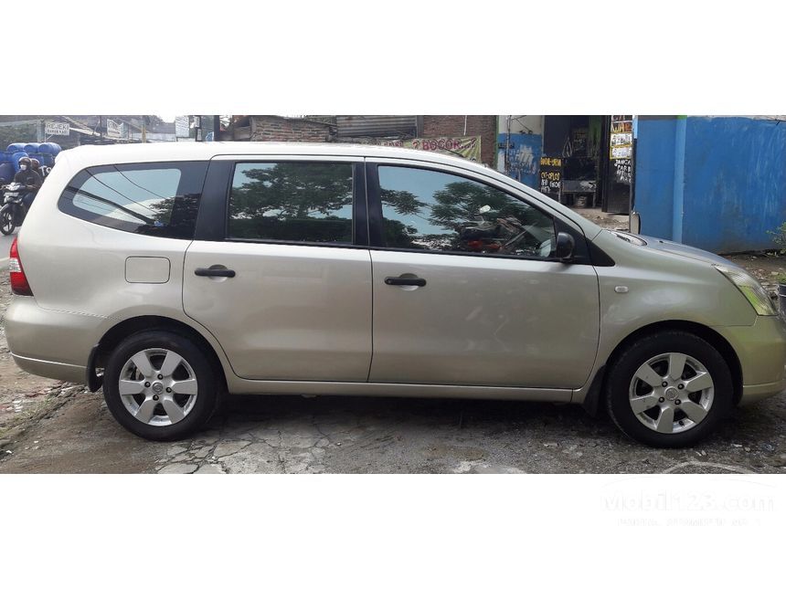 Jual Mobil Nissan Grand Livina 2009 XV 1.5 di Banten 