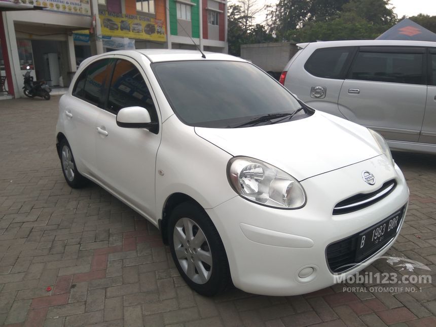 Jual Mobil Nissan March 2011 XS 1.2 di Banten Automatic 