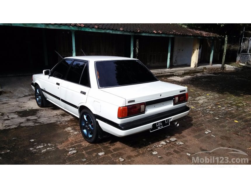 Jual Mobil  Nissan  Sentra 1990  1 6 di Jawa Tengah Manual 