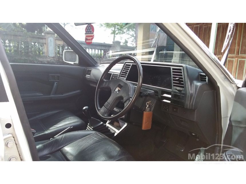 Jual Mobil  Nissan  Sentra 1990  1 6 di Jawa Tengah Manual 