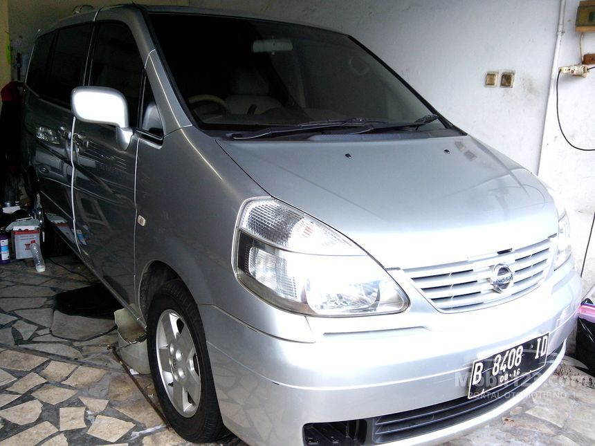 Jual Mobil Nissan Serena 2006 Comfort Touring 2.0 di DKI 