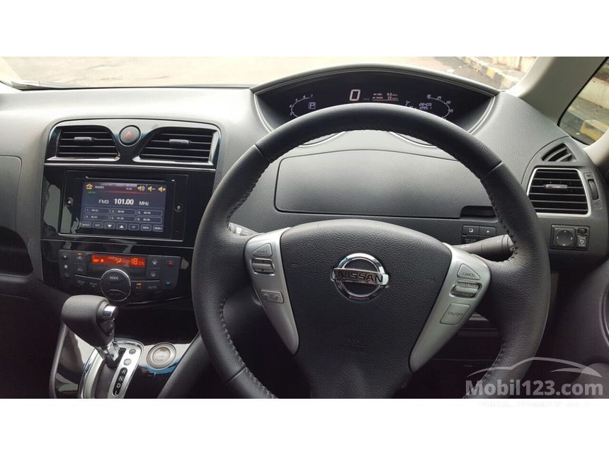 Jual Mobil Nissan Serena 2015 Highway Star 2.0 di DKI 