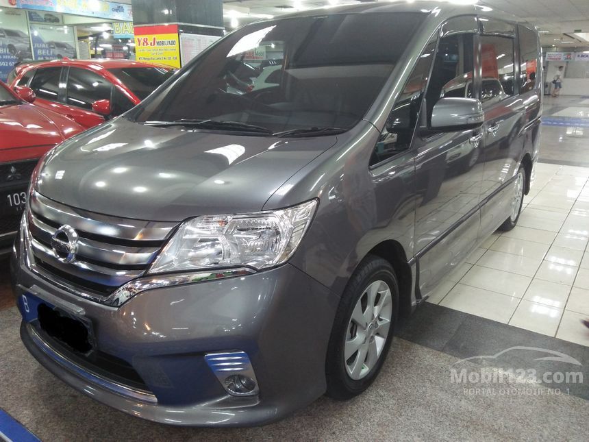 Jual Mobil Nissan Serena 2014 Highway Star 2.0 di DKI 