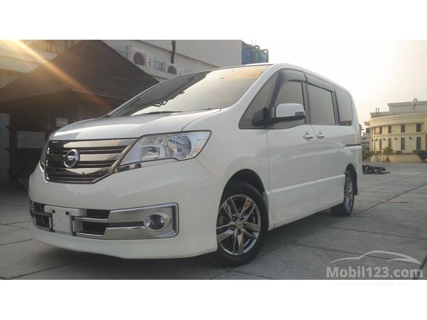 Jual Mobil Nissan Serena 2014 Panoramic Autech 2.0 di DKI 