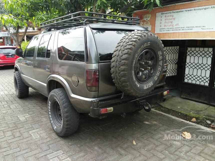 Jual Mobil  Opel Blazer 1996 2 2 di Jawa  Tengah  Manual SUV 