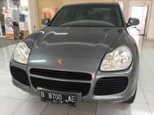 2003 Porsche Cayenne Turbo S 4.5 tangguh dan siap tempur SUV