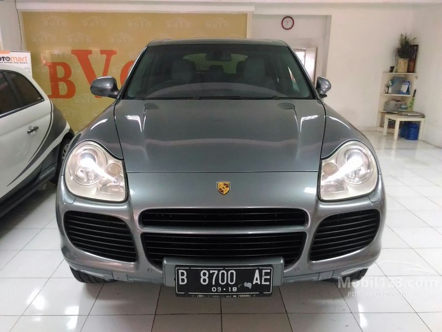 Jual Mobil Porsche Cayenne 2003 V8 4.5 Automatic 4.5 di 