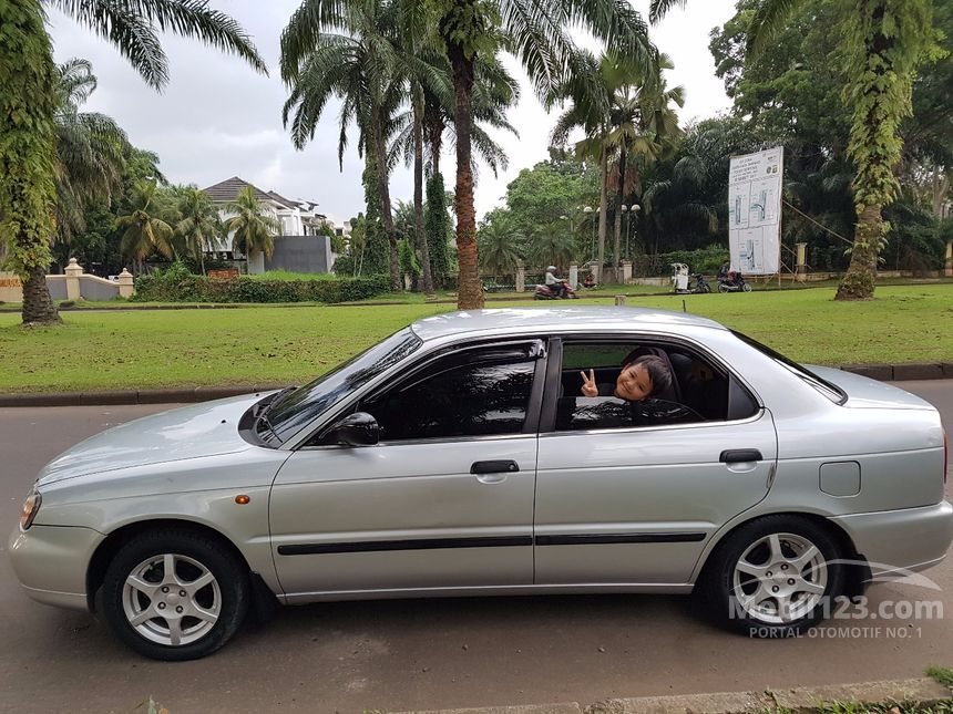 Jual Mobil  Suzuki  Baleno  2000  1 5 di Banten Manual Sedan 