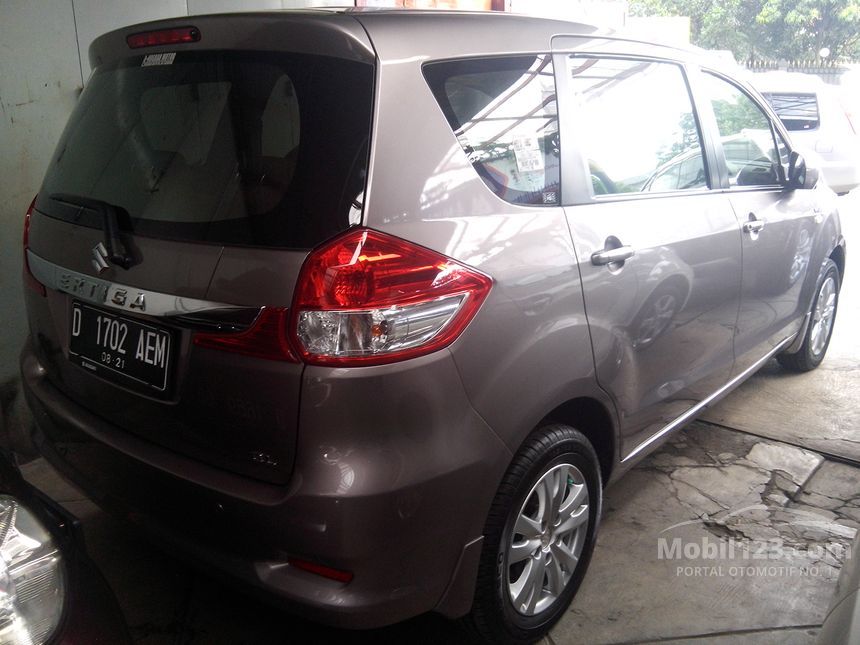 Jual Mobil Suzuki Ertiga 2016 GL 1.4 di Jawa Barat 