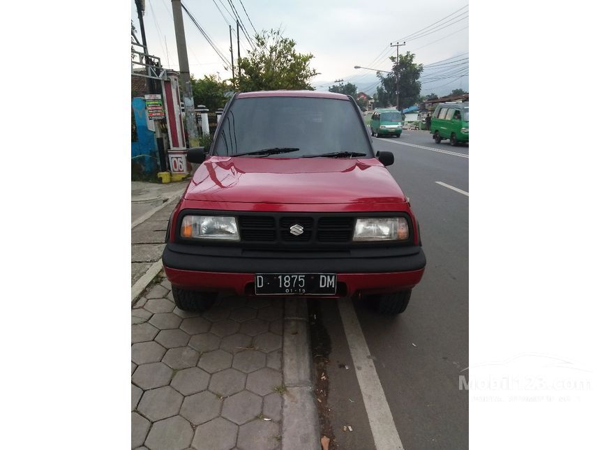 Jual Mobil  Suzuki  Escudo  1997 JLX  1 6 di Jawa Barat Manual 