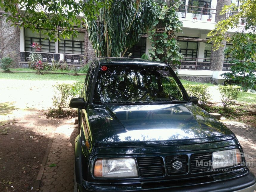 Jual Mobil Suzuki Escudo 1997 JLX 1.6 di Jawa Barat Manual Jual Mobil Suzuki Escudo 1997 JLX 1.6 di Jawa Barat Manual