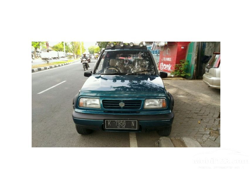 Jual Mobil  Suzuki  Escudo  1995 1 5 di Jawa  Tengah  Manual 
