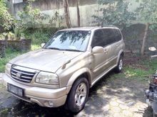 2003 Suzuki Escudo XL7 2.5 SUV