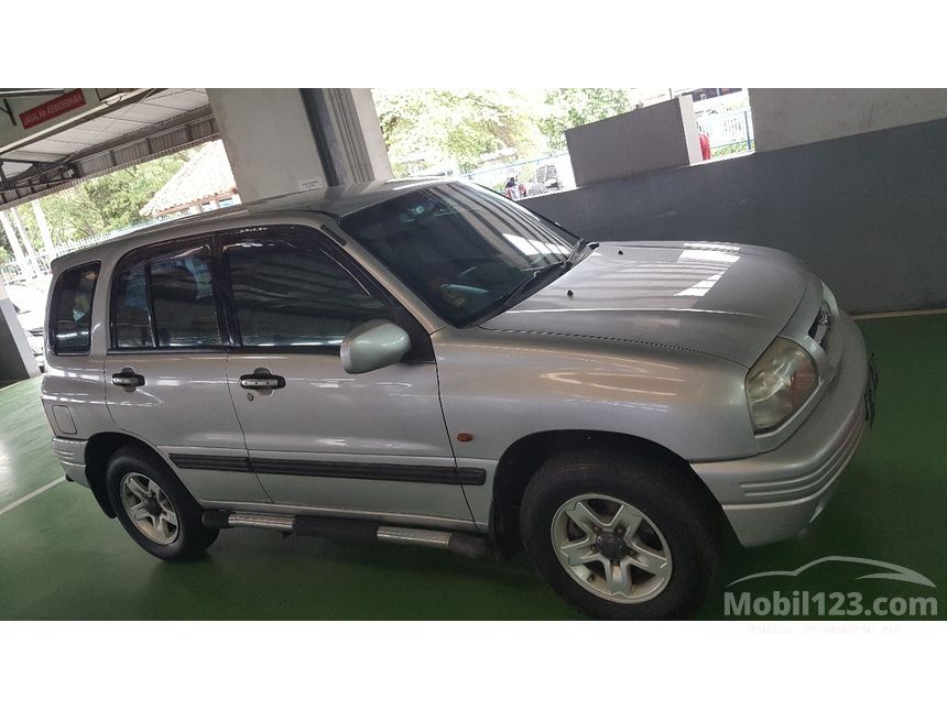 Jual Mobil Suzuki Escudo 2003 1.6 di Banten Manual SUV 