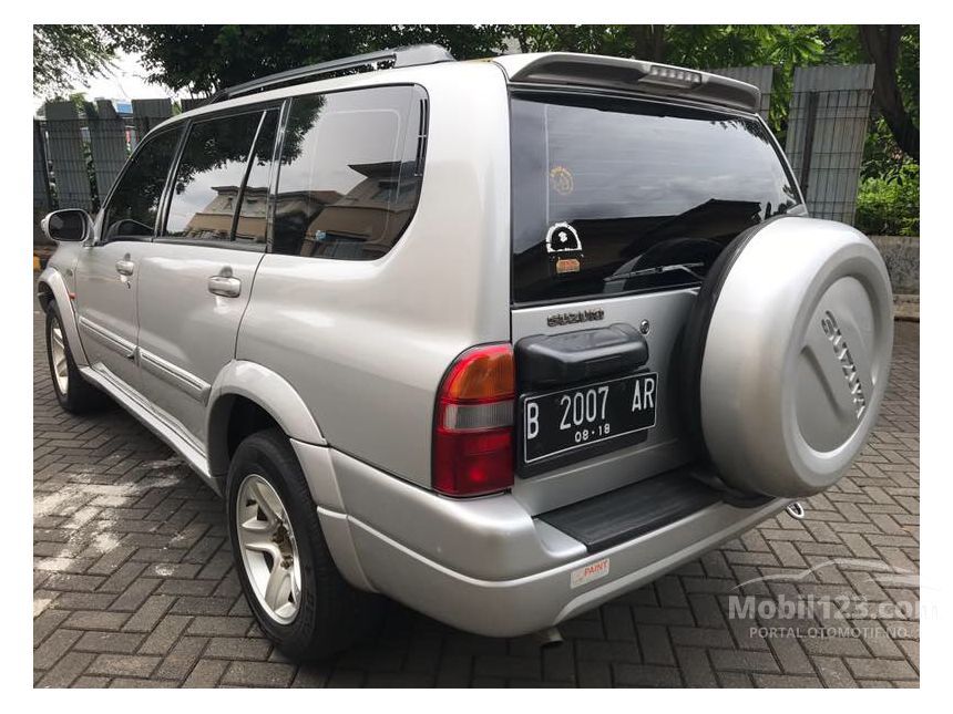 Jual Mobil Suzuki Grand Escudo 2003 V6 Automatic 2.5 di 