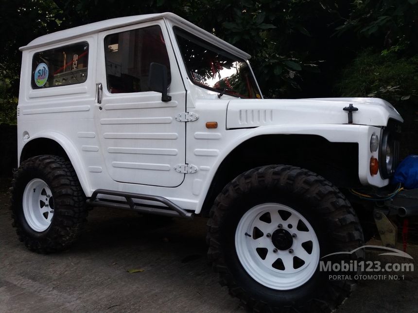 Jual Mobil  Suzuki  Jimny  1982 1 0 di Jawa  Barat  Manual Jeep 