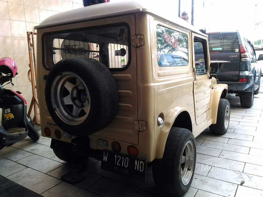 Jual Mobil Suzuki Jimny 1982 1.0 di Jawa Timur Manual Jeep 